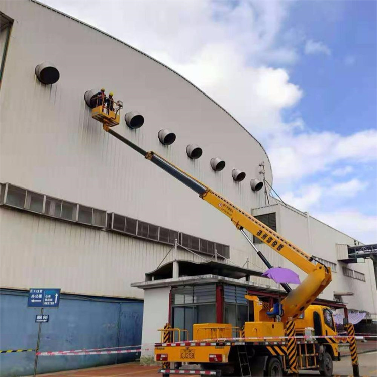 什玲镇高空作业车出租服务：专业广告牌安装解决方案