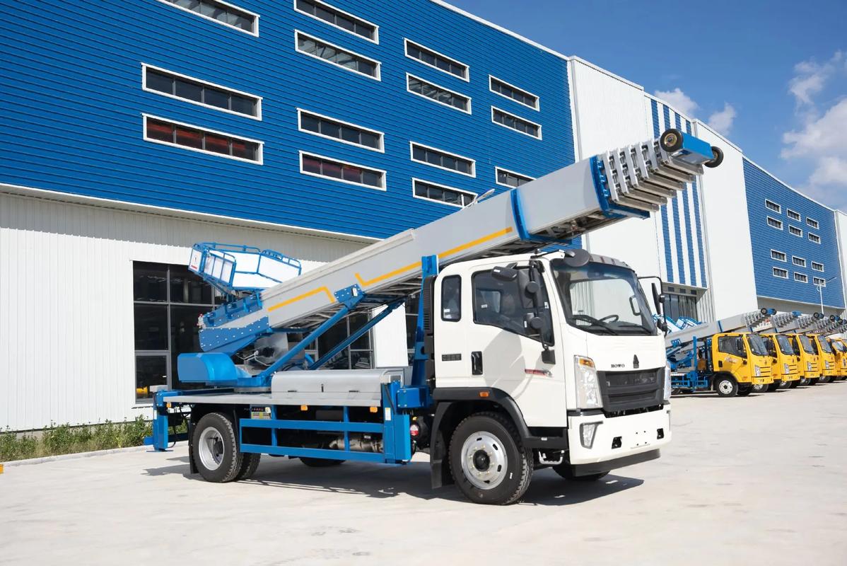 什玲镇出租云梯车高空作业车 建筑垃圾搬运